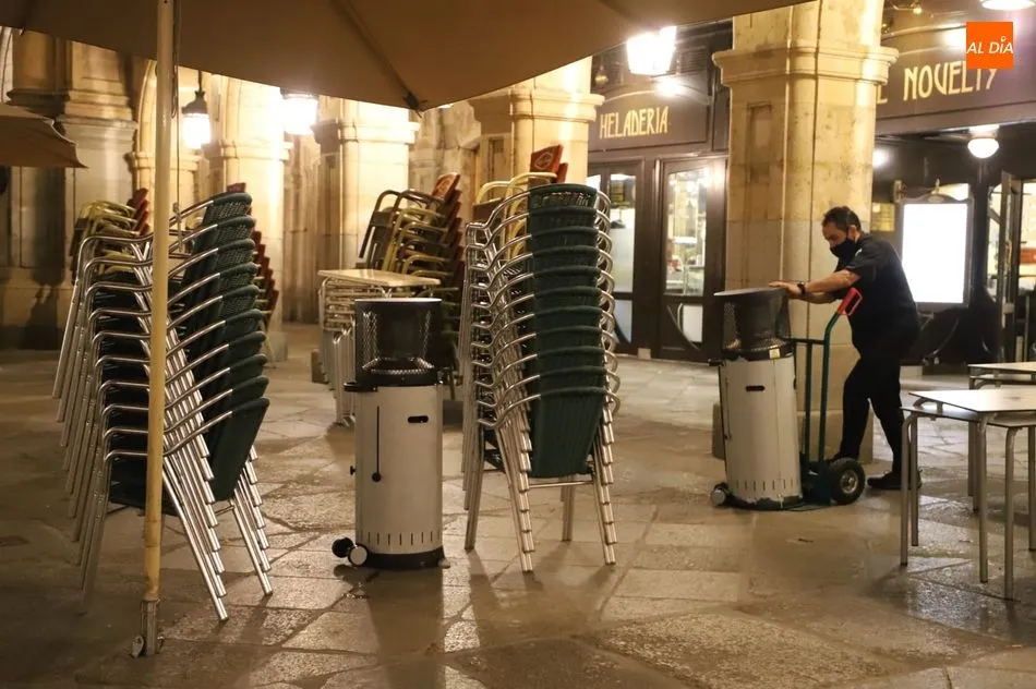 La Junta justifica esta medida, que fue anunciada ayer en rueda de prensa por el presidente, Alfonso Fernández Mañueco, en el informe de la Consejería de Sanidad con fecha de 16 de febrero