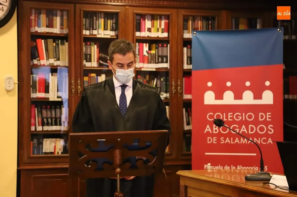 Foto 7 - Jos&eacute; Javier Rom&aacute;n Capillas toma posesi&oacute;n como nuevo decano del Colegio de Abogados