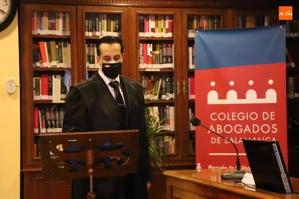Foto 4 - Jos&eacute; Javier Rom&aacute;n Capillas toma posesi&oacute;n como nuevo decano del Colegio de Abogados