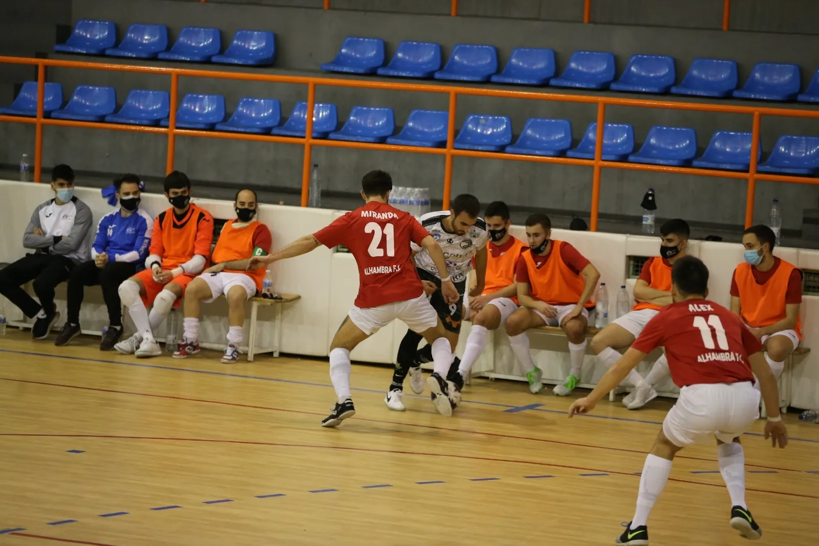 Foto 7 - El FS Salamanca Unionistas cae en el derbi con el Alhambra de Guijuelo&nbsp;(1-3)
