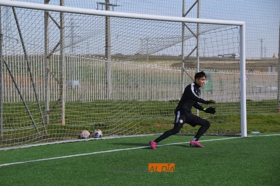 Foto 11 - El Salamanca UDS se pone el gol entre ceja y ceja en el entrenamiento del viernes