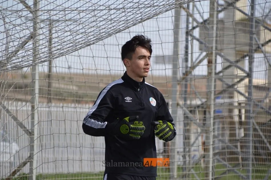 Foto 9 - El Salamanca UDS se pone el gol entre ceja y ceja en el entrenamiento del viernes