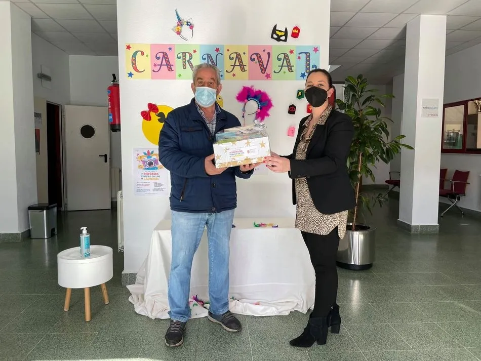 Foto 4 - El concurso online de Carnaval entrega sus premios con primer puesto para la &ldquo;Familia...