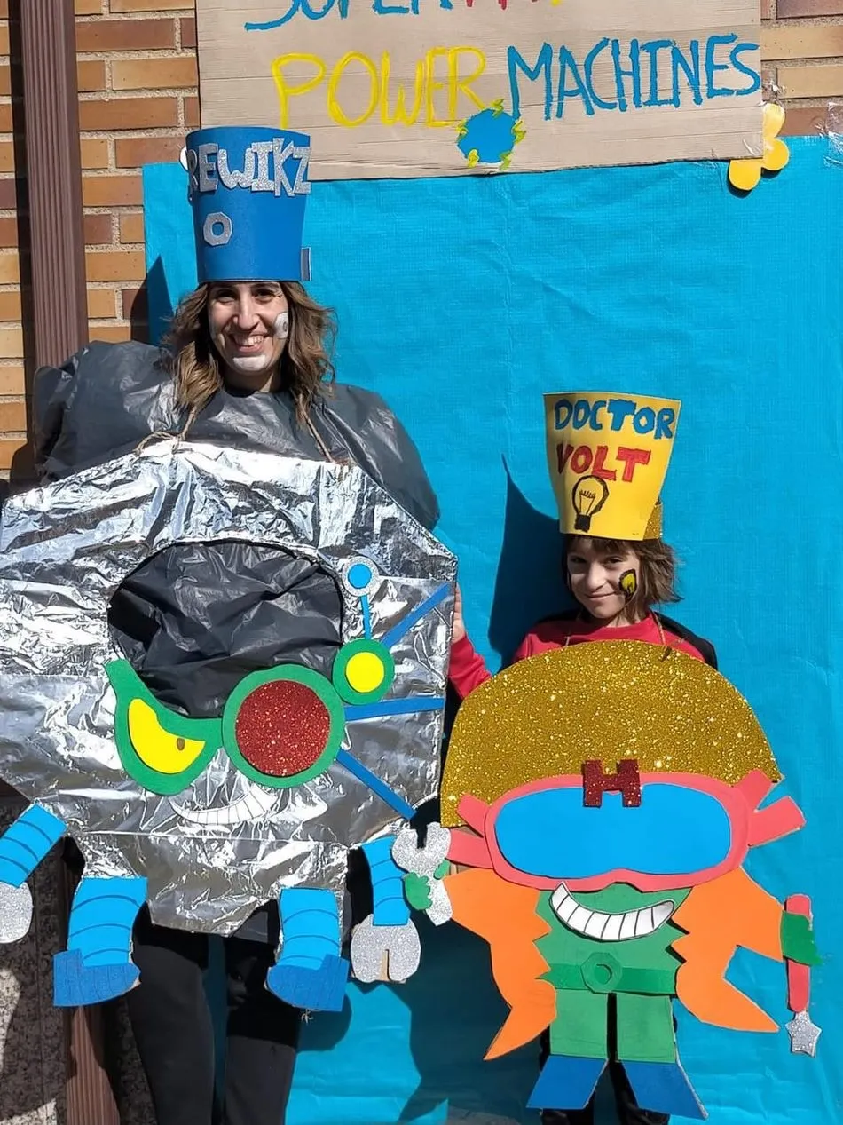 Foto 3 - El concurso online de Carnaval entrega sus premios con primer puesto para la &ldquo;Familia...