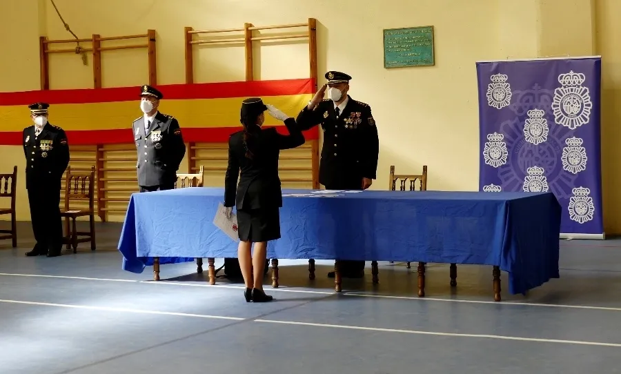 Foto 9 - Acto de jura en Salamanca para tres nuevos inspectores de la Polic&iacute;a Nacional