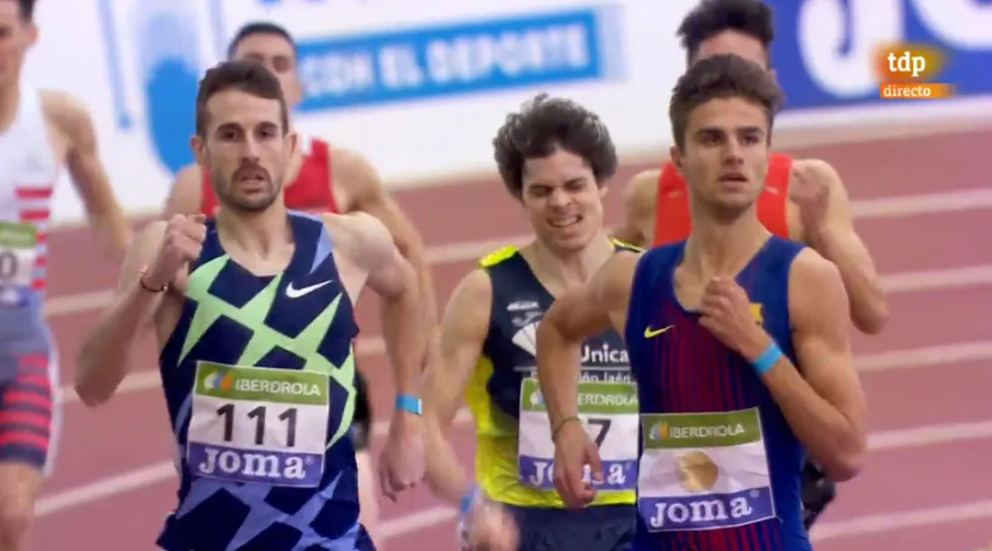 Álvaro de Arriba se mete en la final del Nacional Indoor con cierto esfuerzo en la última vuelta  