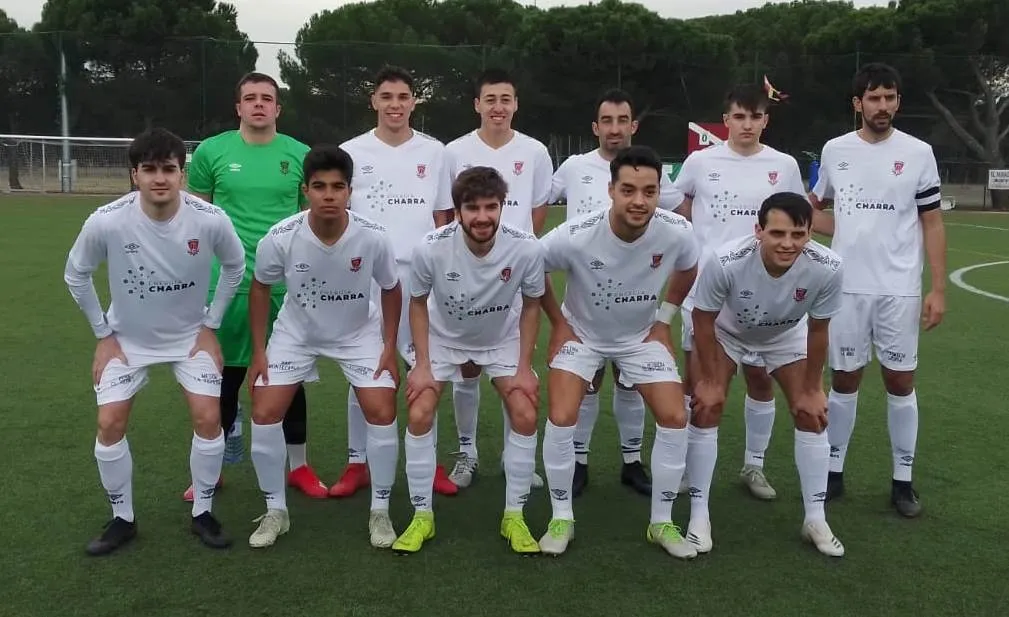 Un solitario gol en el 91’ hace caer al Ciudad Rodrigo en el duelo de líderes ante el Villa de...