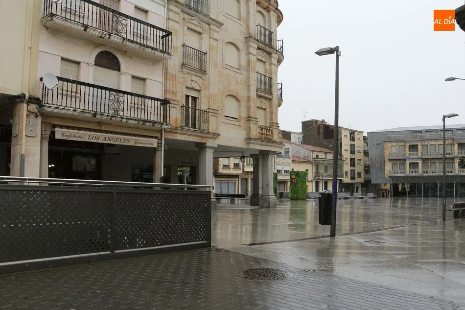 Foto 3 - Guijuelo vive una jornada de aguanieve y bajas temperaturas