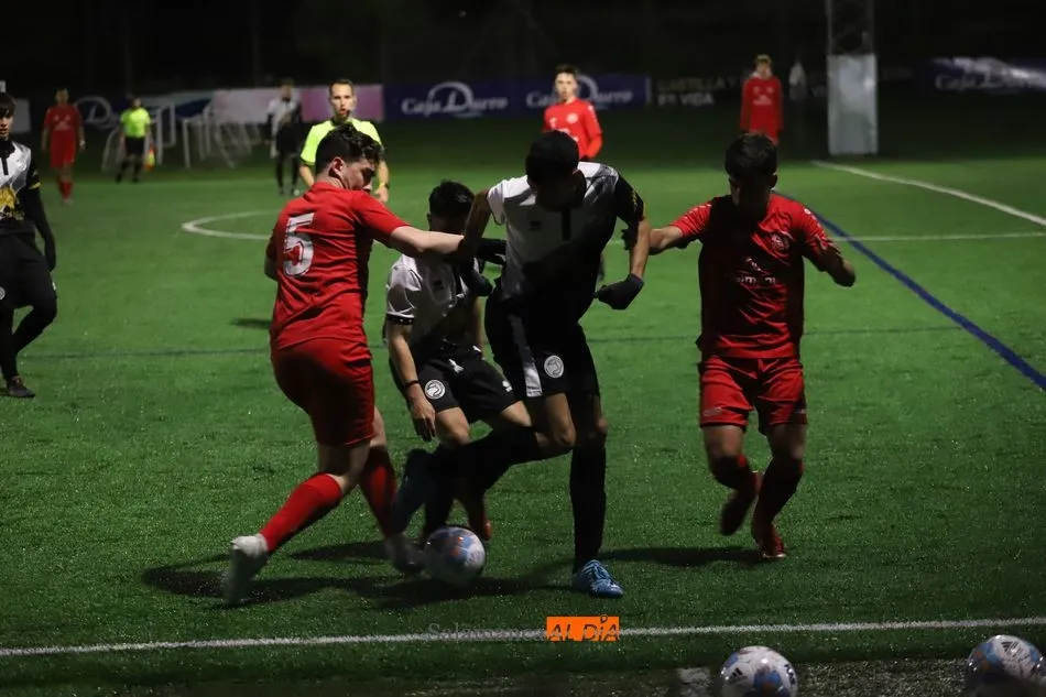 Foto 8 - El Salamanca UDS le mete un set al Navega en Regional Juvenil (6-1); Unionistas, l&iacute;der