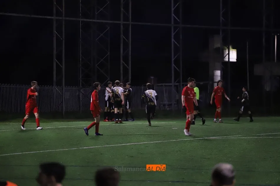 Foto 5 - El Salamanca UDS le mete un set al Navega en Regional Juvenil (6-1); Unionistas, l&iacute;der