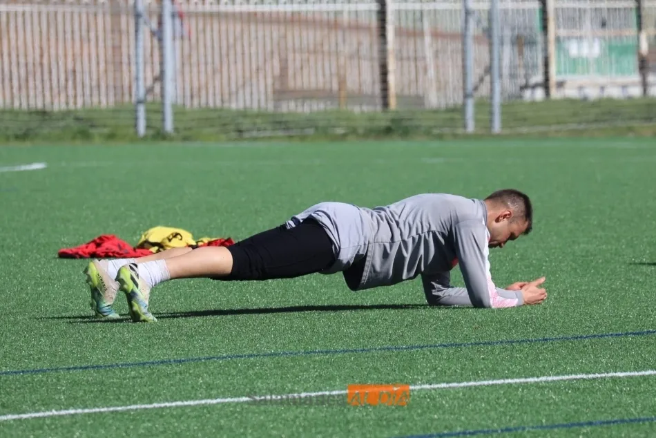 Foto 4 - Juancho no entrena con el Salamanca UDS