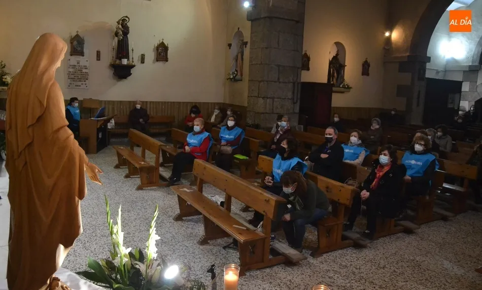 Cálida recepción a la Virgen de Radio María en la Iglesia de San Andrés  