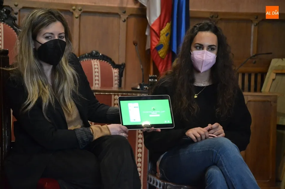Foto 4 - Entra en funcionamiento &lsquo;Komo CR&rsquo; para facilitar la realizaci&oacute;n de pedidos de comida  