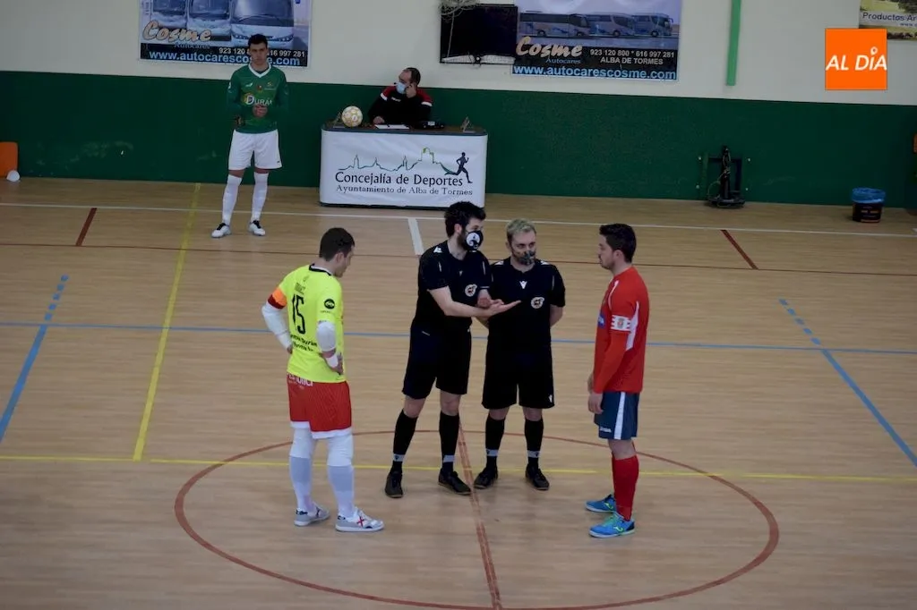 Foto 9 - El Piensos Dur&aacute;n se complica la vida tras caer ante el Uni&oacute;n Arroyo (3-5)
