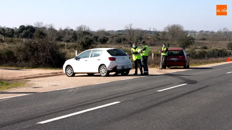 Imagen del siniestro en el que se veían implicados dos turismos