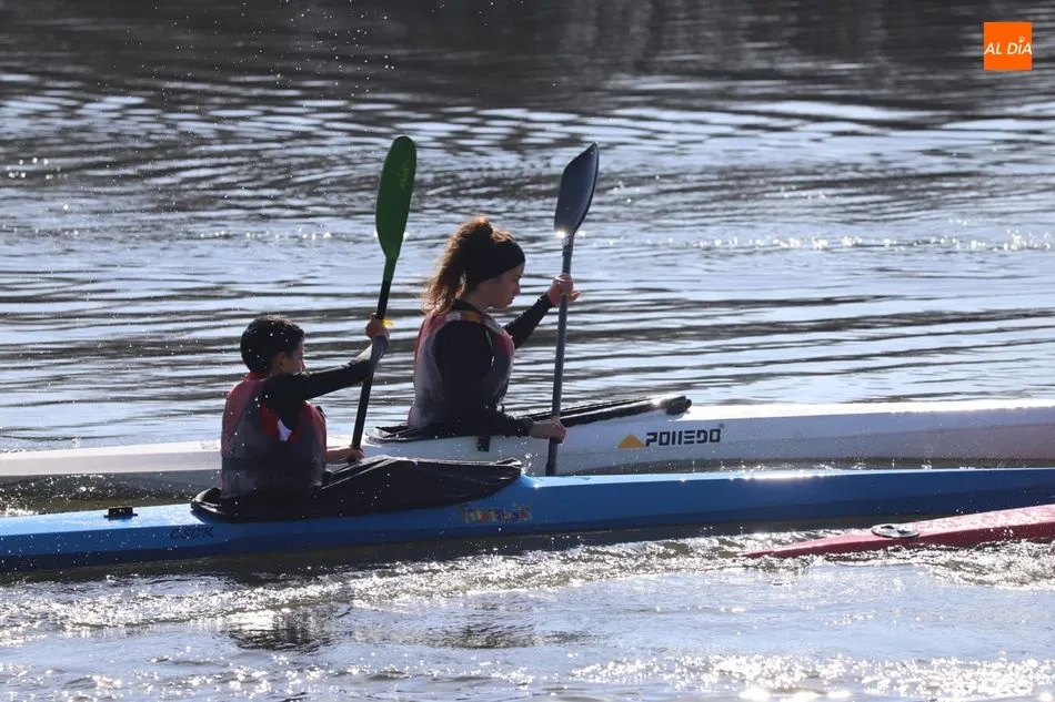 Foto 9 - El buen tiempo invita a los vecinos a disfrutar del deporte en el entorno del r&iacute;o Tormes