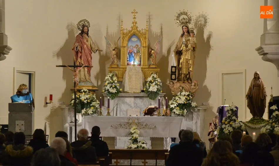 Foto 4 - Una madrugadora misa abre el &uacute;ltimo d&iacute;a de la Virgen de Radio Mar&iacute;a en Mir&oacute;briga  