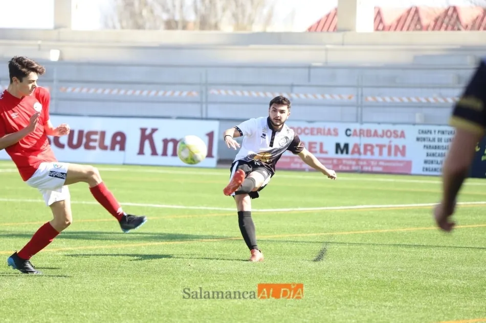 Foto 8 - Unionistas se hace a&uacute;n m&aacute;s l&iacute;der tras imponerse en el derbi al Salamanca UDS en Juvenil Regional ...