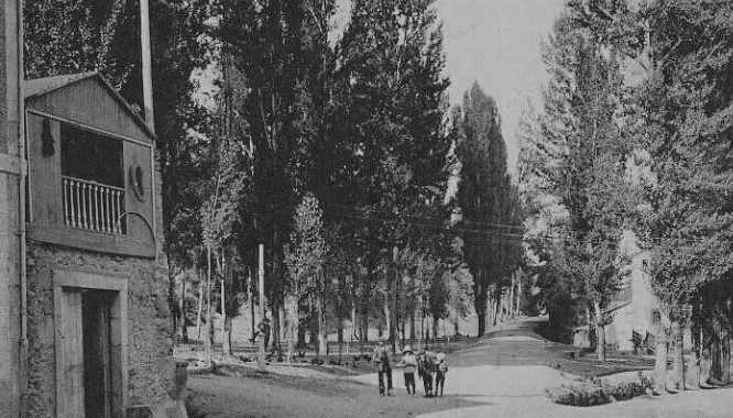 Foto 2 - El santuario de Nuestra Se&ntilde;ora del Casta&ntilde;ar en 1915