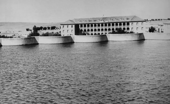 La Chinchibarra y el antiguo depósito de aguas