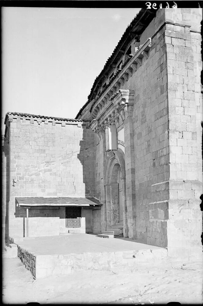 Foto 3 - El templo rom&aacute;nico de San Crist&oacute;bal (Colegio de San Jos&eacute;)