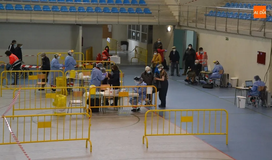 Arranca la vacunación masiva contra el coronavirus en Ciudad Rodrigo  