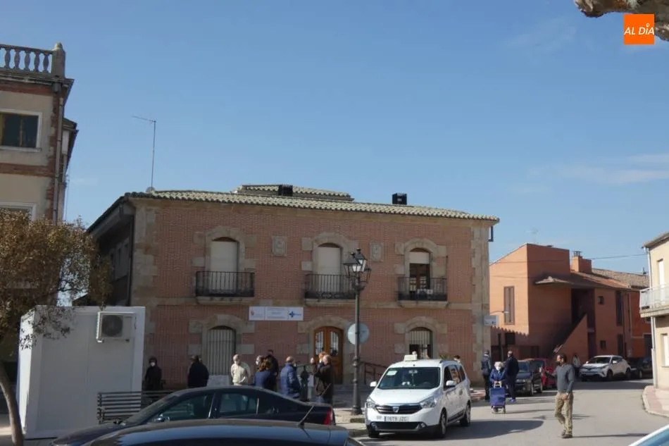 Vacunación contra el coronavirus en Cantalapiedra. | Jorge Holguera