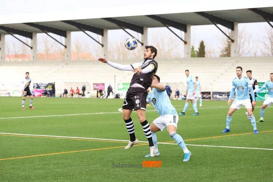 De la Nava, en el partido contra el filial del Celta