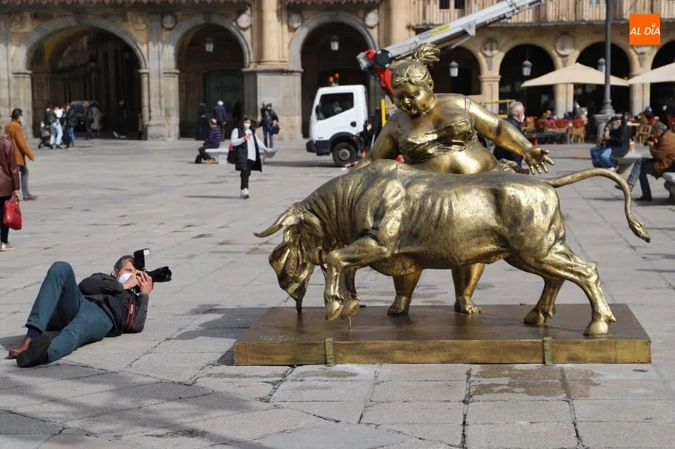 Foto 10 - Las esculturas del artista chino Xu Hongfei vuelven a adornar Salamanca