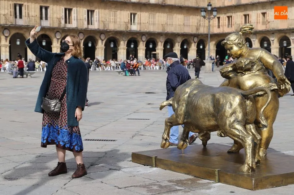 Foto 7 - Las esculturas del artista chino Xu Hongfei vuelven a adornar Salamanca