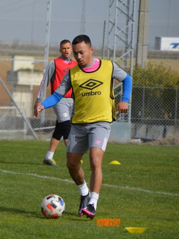 Foto 5 - El Salamanca UDS pone toda la carne en el asador en el entrenamiento para la cita con el Zamora