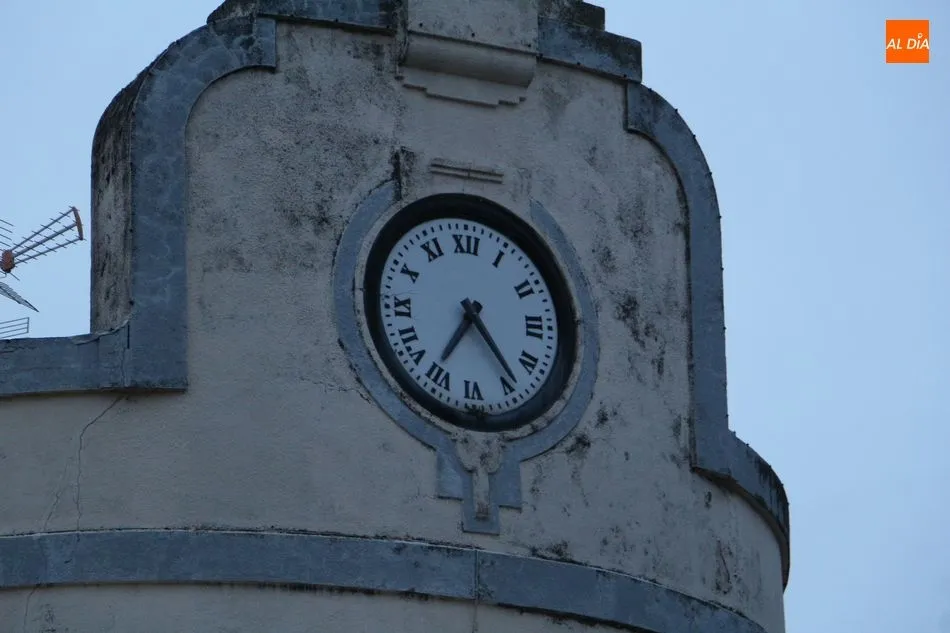 Foto 4 - El edificio del reloj muestra la hora exacta gracias a un nuevo cambio de maquinaria