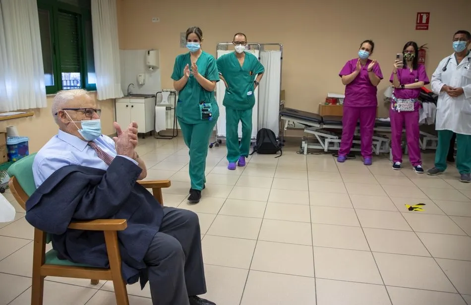 Primer vacunado frente a la Covid-19 en Salamanca