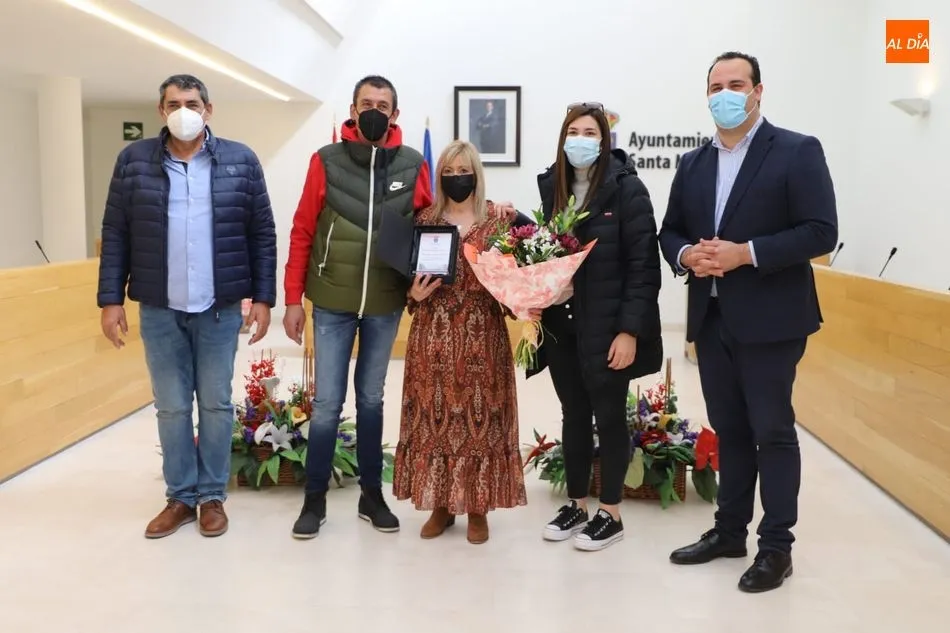 Foto 6 - El Ayuntamiento de Santa Marta entrega los premios &lsquo;Con nombre de Mujer&rsquo;