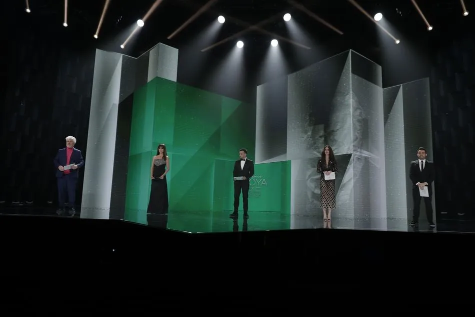 Foto 6 - &lsquo;Las ni&ntilde;as&rsquo; triunfa en una gala de los Goya marcada por la pandemia
