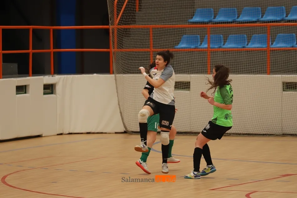 Foto 8 - Doble derrota del Intersala y la USAL