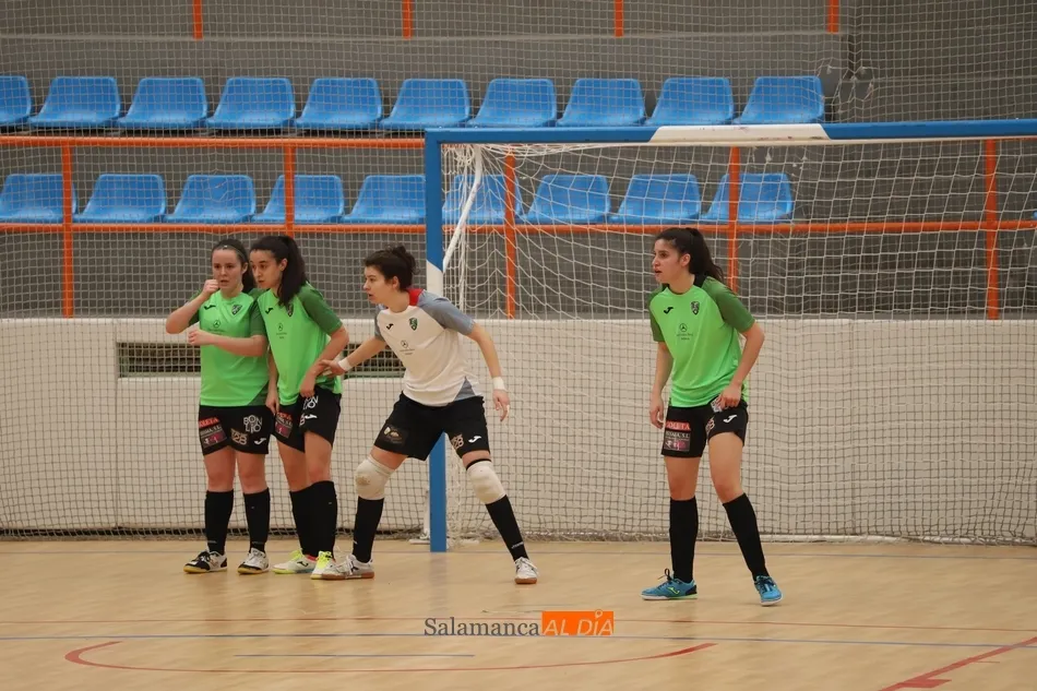 Foto 2 - Doble derrota del Intersala y la USAL