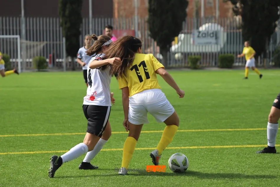 Foto 7 - El Salamanca UDS Femenino vuelve a sonre&iacute;r: manita al San P&iacute;o X para acabar con la mala racha...