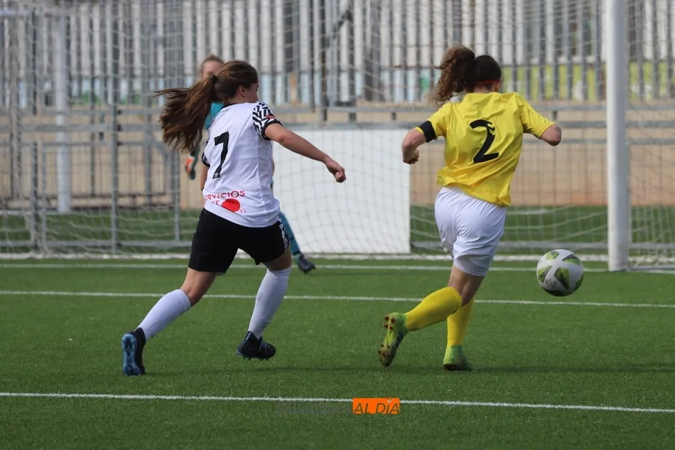 Foto 4 - El Salamanca UDS Femenino vuelve a sonre&iacute;r: manita al San P&iacute;o X para acabar con la mala racha...