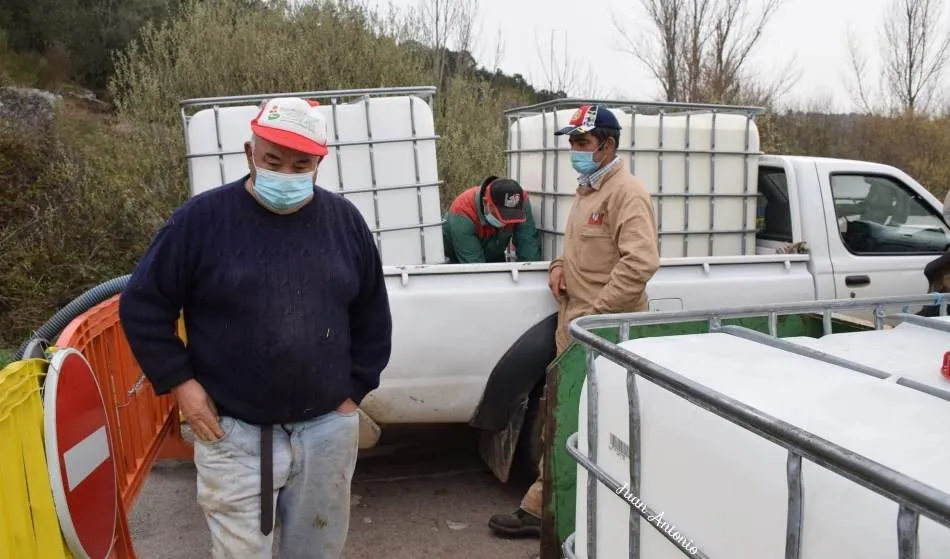 Foto 10 - La odisea de los ganaderos de La Bouza para hacer llegar su leche a una industria de Portugal  