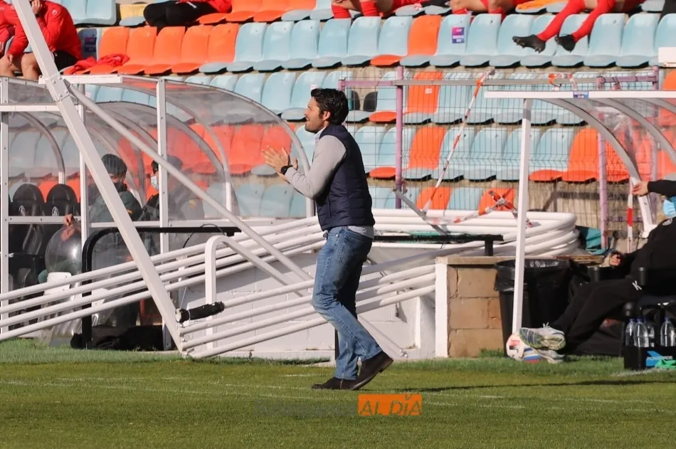 Escobar, durante el partido / Lydia González