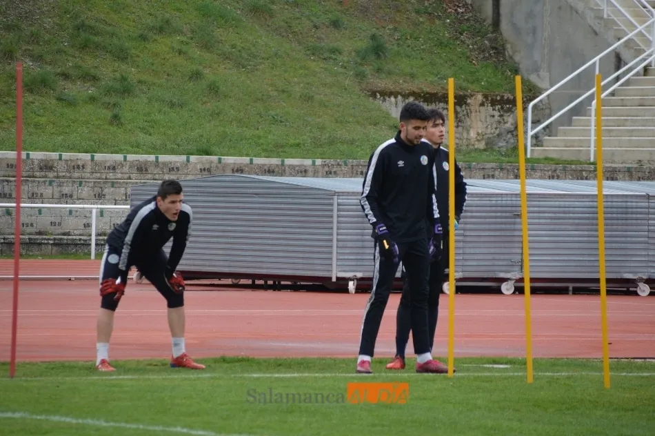 Foto 8 - El Salamanca UDS entrena por primera vez tras su descenso a Segunda RFEF y lo hace sin Casado