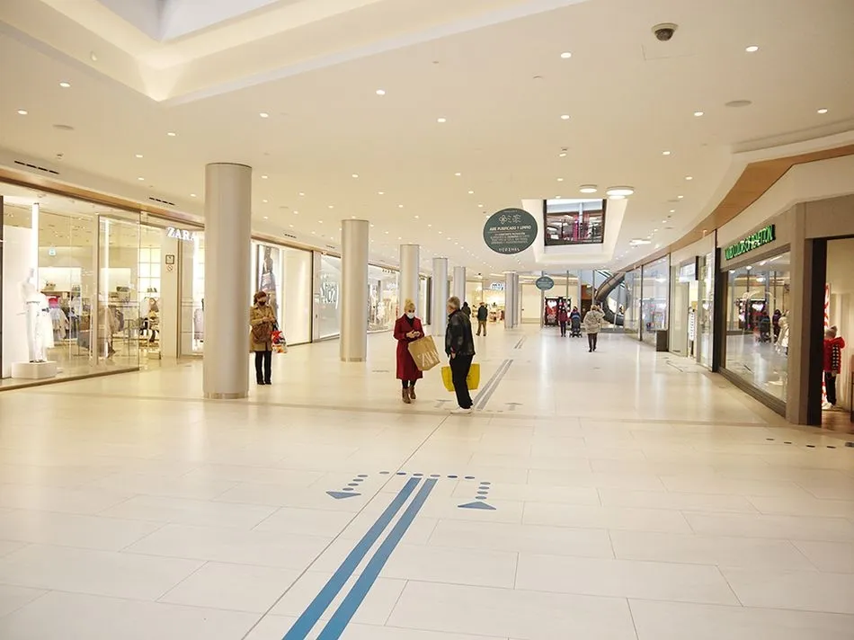 Foto 7 - El Centro Comercial El Tormes abre al completo&nbsp;&nbsp;    &nbsp;  