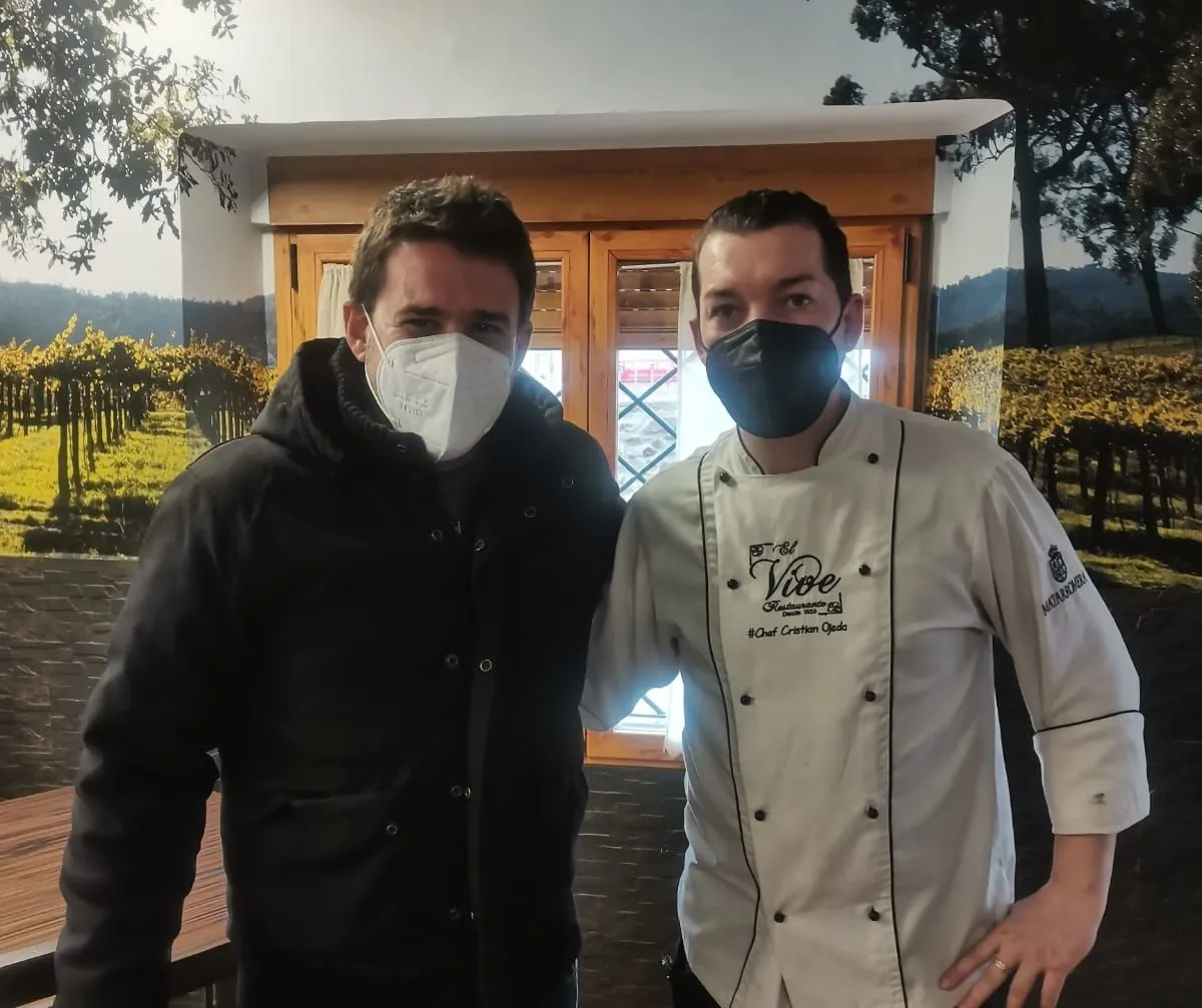 Javier Estévez junto a Cristian Ojeda