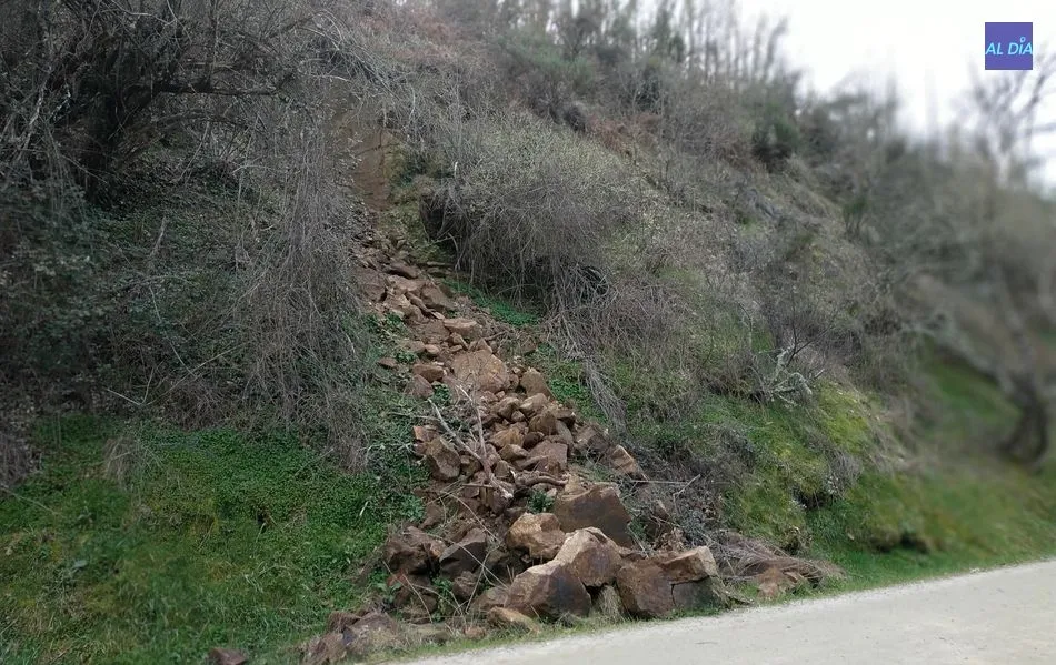 Desprendimiento de rocas en la Vía Verde