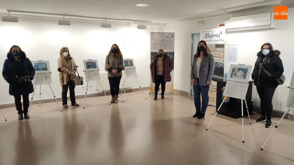 Inauguración de la muestra Mujeres en el Centro Cultural de Guijuelo - Kiko Robles