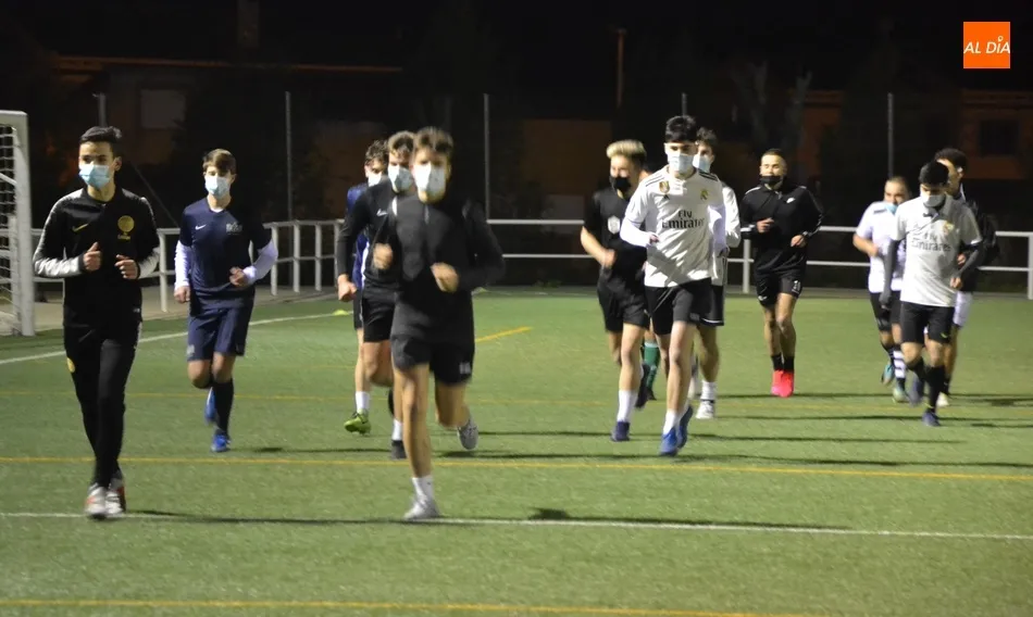 Foto 9 - La cantera del Ciudad Rodrigo CF regresa al terreno de juego un a&ntilde;o despu&eacute;s  