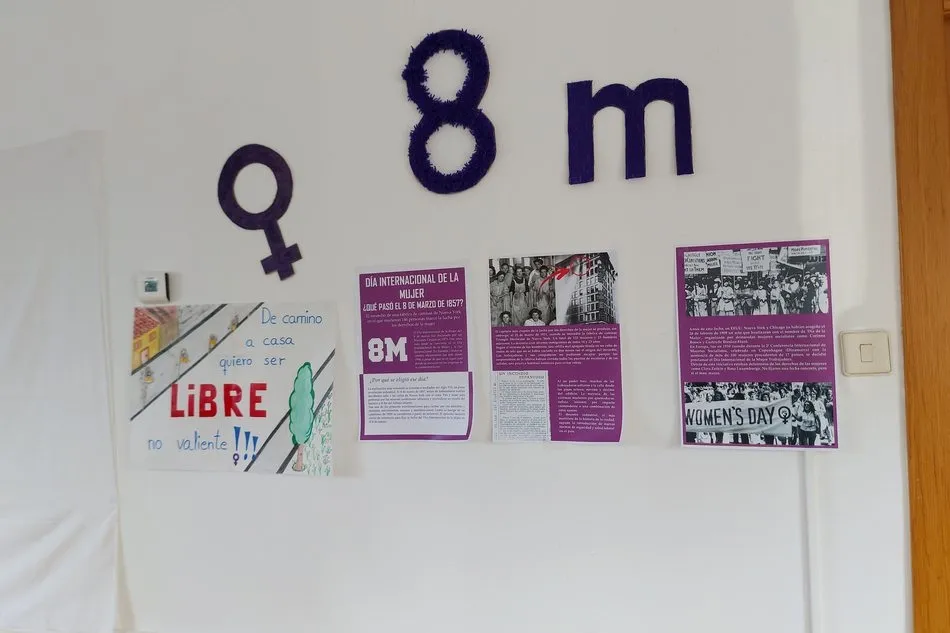 Foto 2 - Las mujeres de Saldeana celebran el D&iacute;a Internacional de la Mujer  