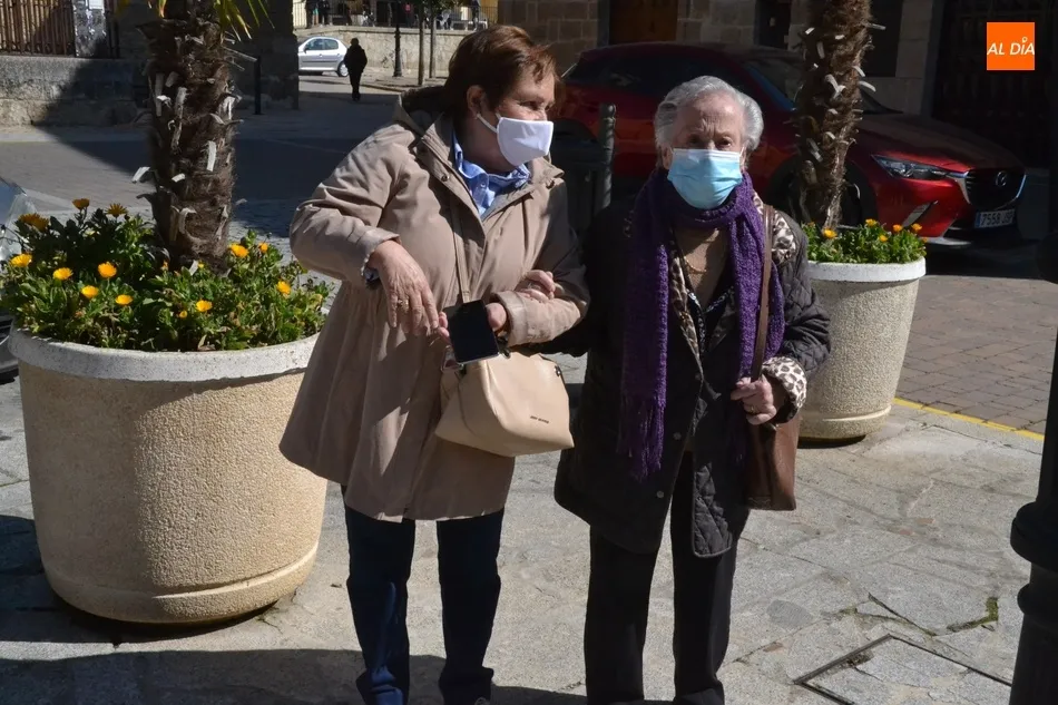 Foto 7 - Los residentes de Obispo T&eacute;llez vuelven a salir a la calle tras conseguir la inmunidad  