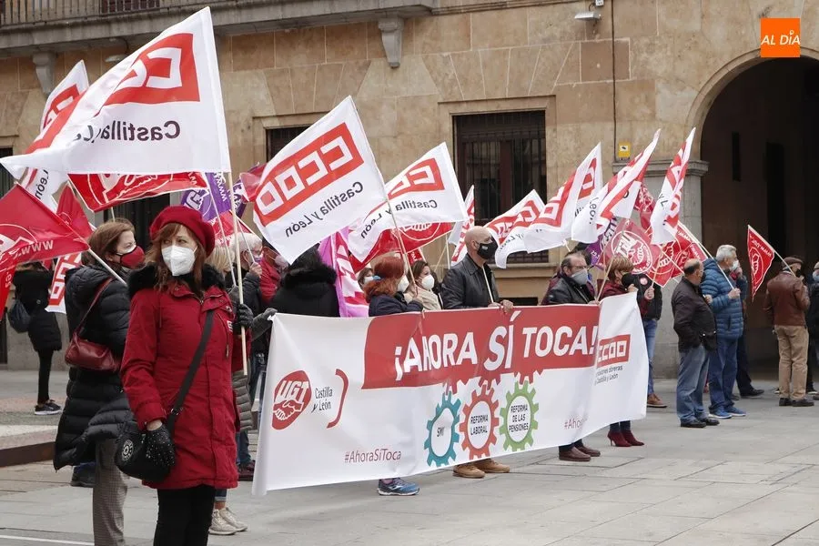 Foto 10 - &lsquo;Ahora s&iacute; toca&rsquo;, CCOO y UGT exigen que el Gobierno cumpla sus compromisos
